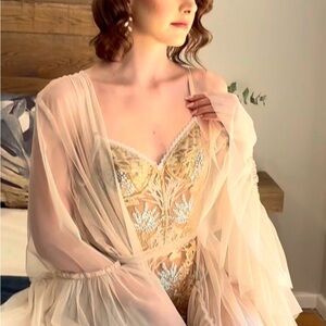 34 B / C - Small Salim Bodysuit with lined cups